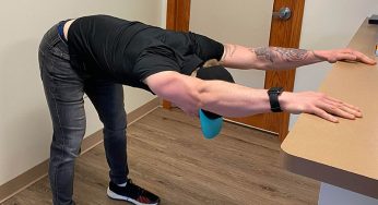 An upper-body stretch to help your lats and shoulders