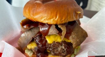 Kenosha Eats: El Fuego Special Burger