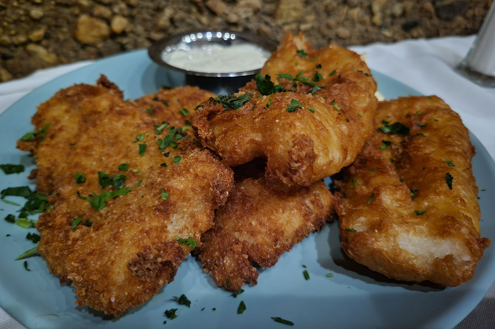 Kenosha Eats: Casa Capri Fish Fry 