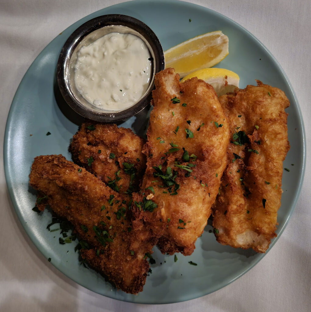 Kenosha Eats: Casa Capri Fish Fry 