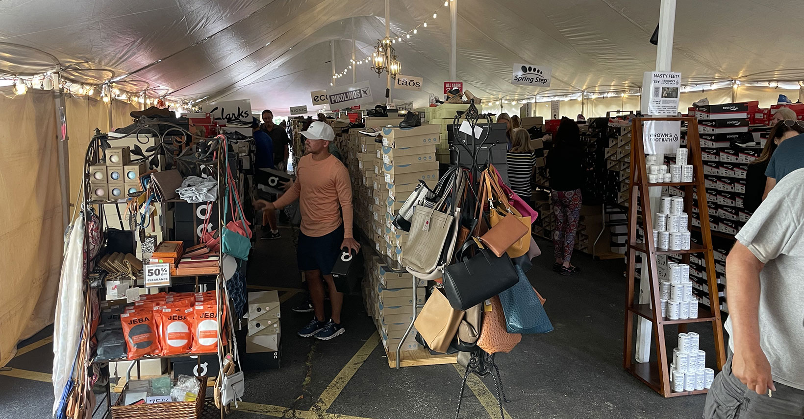 On the move: Annual sale has double meaning for Chiappetta Shoes -  Kenosha.com