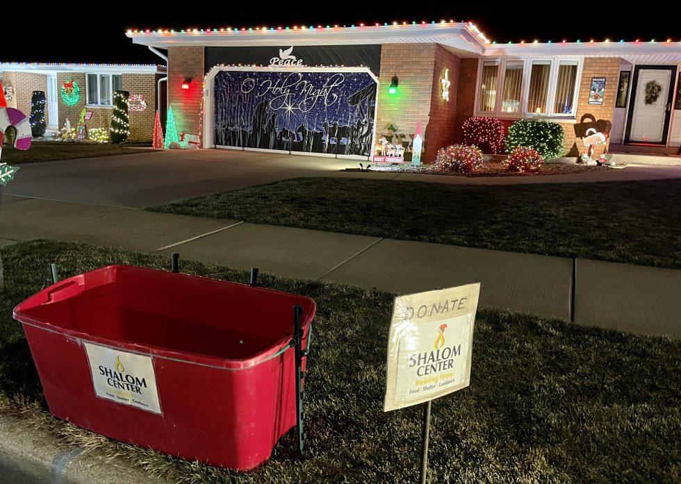 Capturing Kenosha Christmas Lane is a holiday tradition