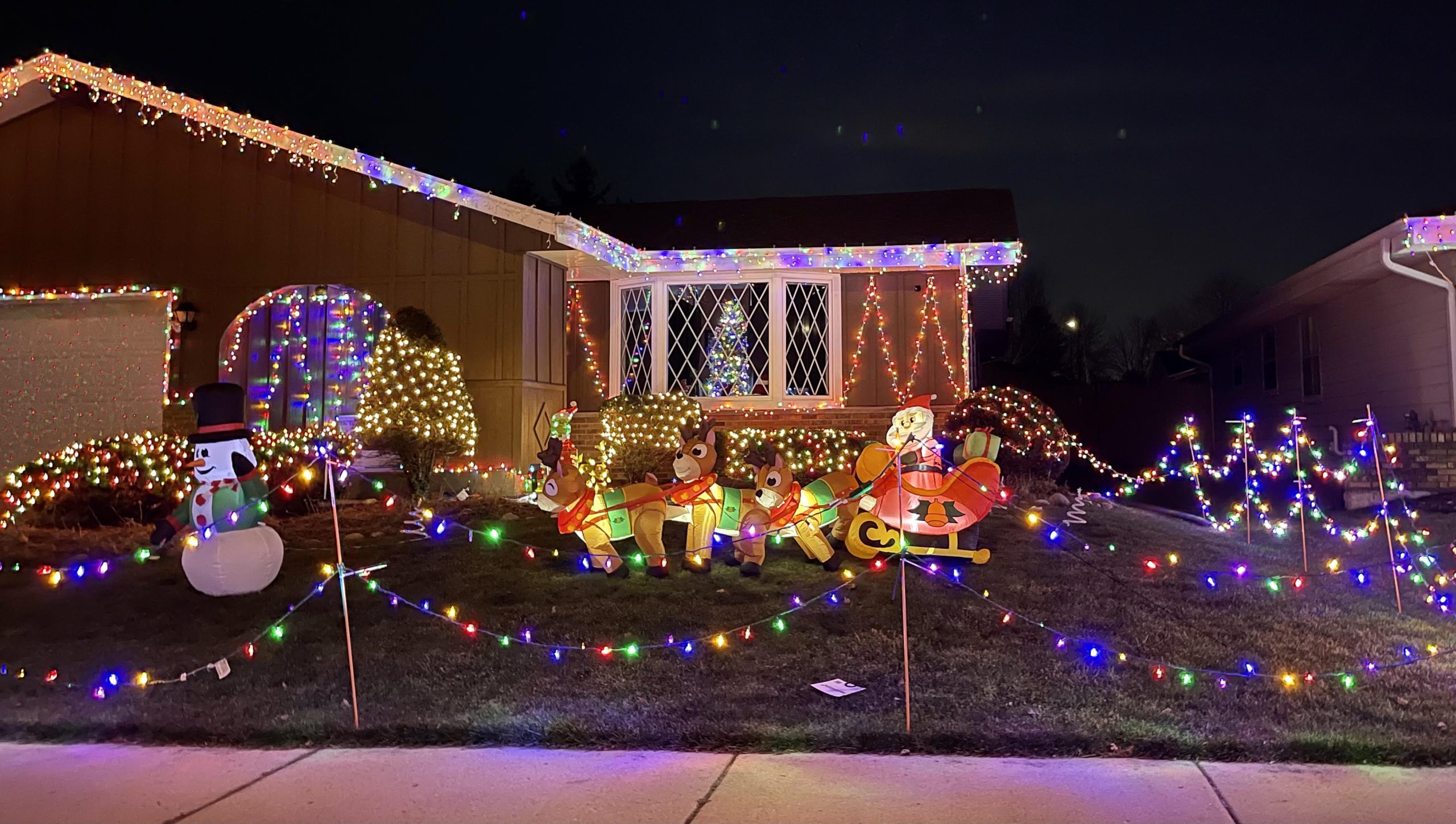 Capturing Kenosha Christmas Lane is a holiday tradition