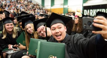 UW-Parkside to hold Winter Commencement on Saturday, Dec. 17