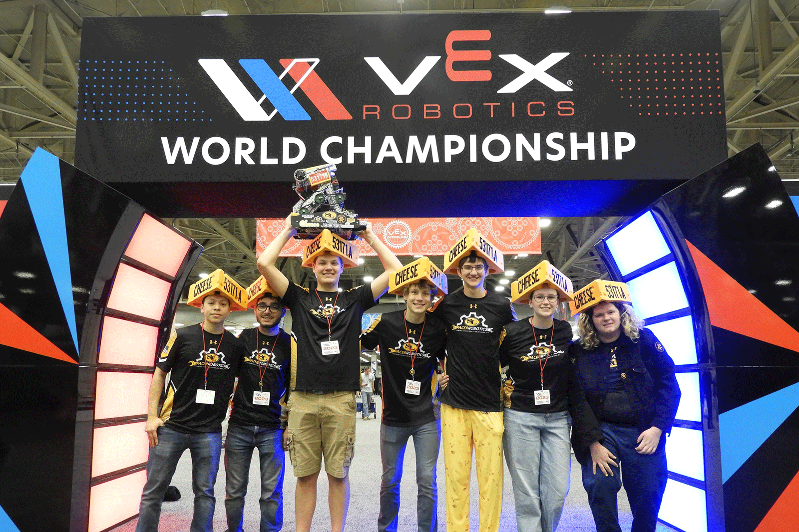 Shoreland Lutheran excels at VEX Robotics World Championship