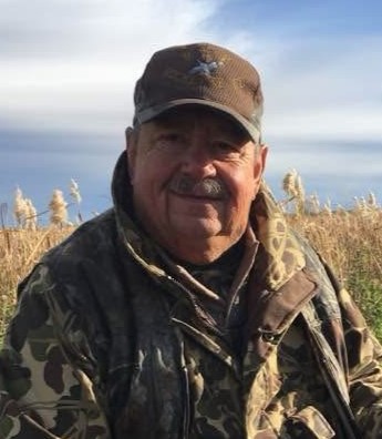 Gerald E. Hackbarth Obituary Photo