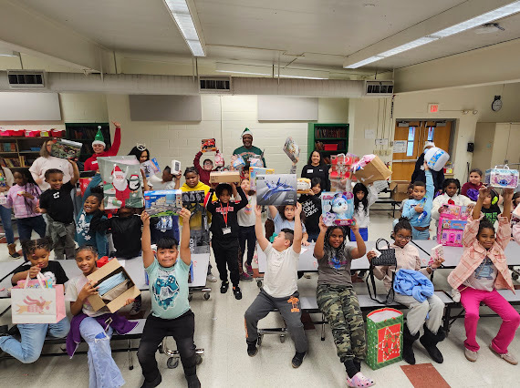 Gifts 4 Kids - Mahone Foundation, United Way of Kenosha County and BCU