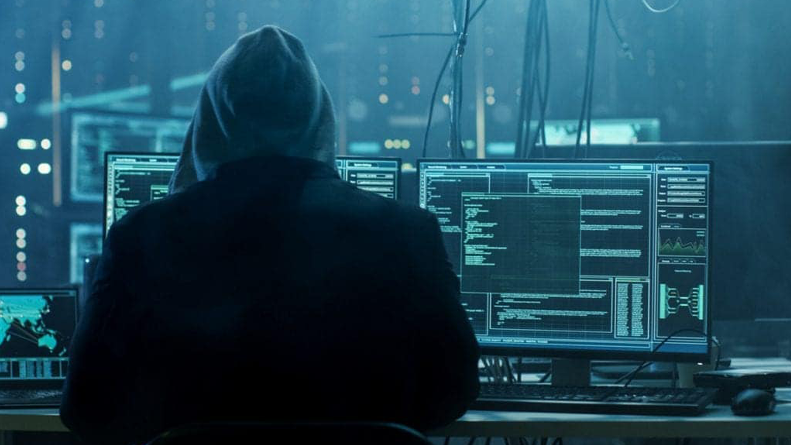 5 facts about cybersecurity - man at computer