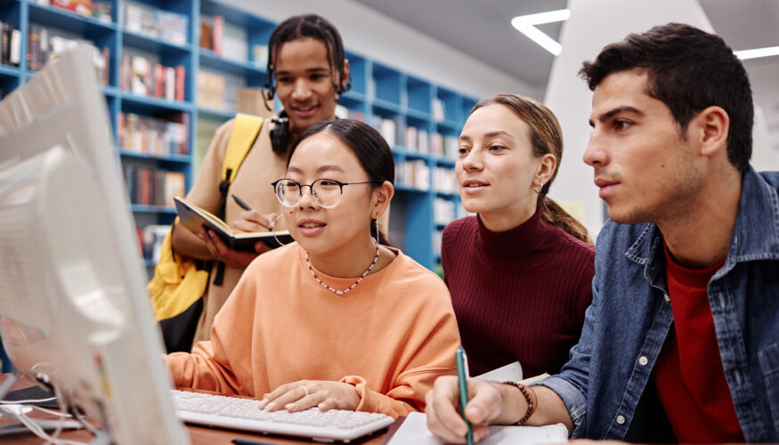 Students collaborating - LAKEVIEW K-8 ACADEMY MIDDLE SCHOOL STUDENTS TACKLE REAL-WORLD DESIGN CHALLENGE