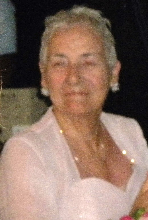 Ebener-Janice-hair-obit-photo-lightened