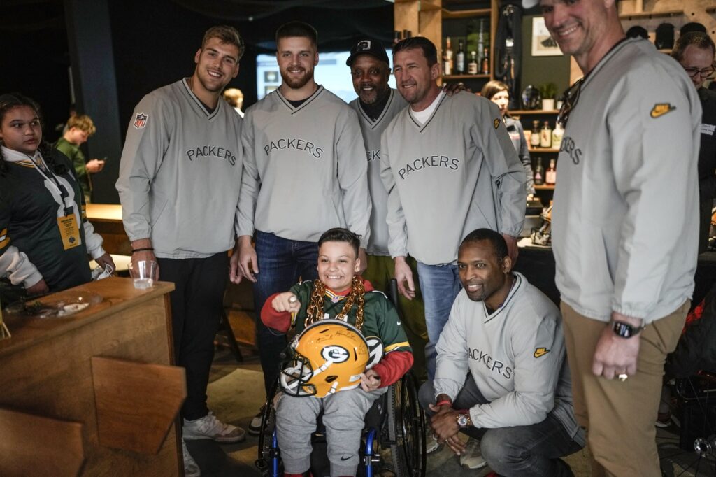 Green Bay Packers Tailgate Tour Stops in Mount Pleasant to Support Habitat for Humanity Racine & Kenosha Counties